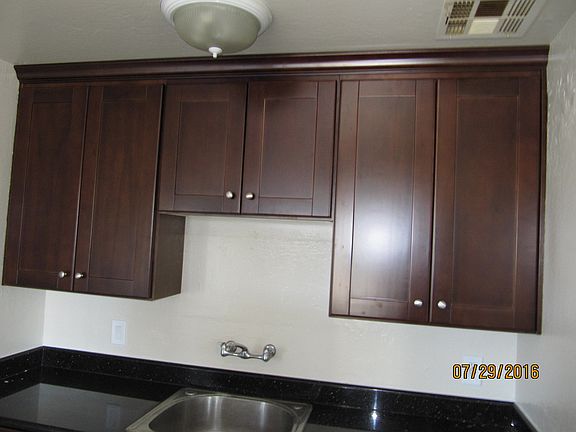 4th image of 660 Vine St APT 7