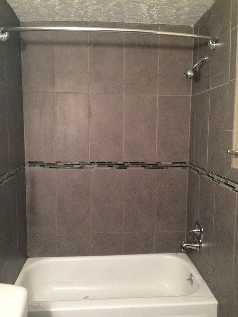 2nd image of 2401 Clybourne Rd APT J