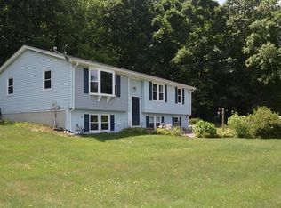 341 Wood St, Hopkinton, MA 01748