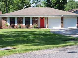 318 Desoto Dr, Luling, LA 70070