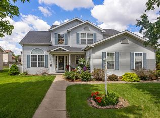 905 Indigo Ave, Savoy, IL 61874