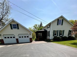 3238 Broadway Rd, Alexander, NY 14005