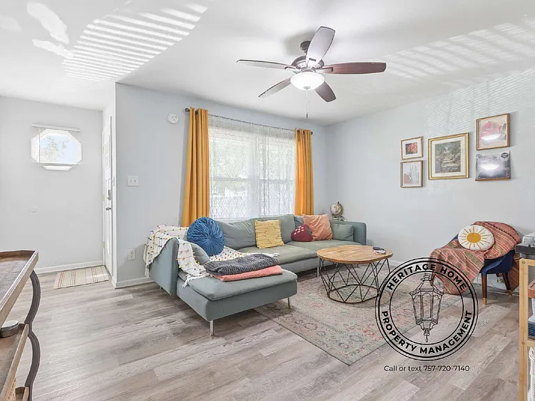 1225 Hampton Ave — Photo 2