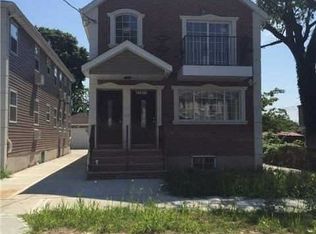 21818 139th Ave, Springfield Gardens, NY 11413