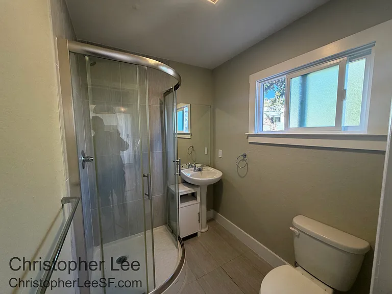 1566 Newcomb Ave — Photo 12