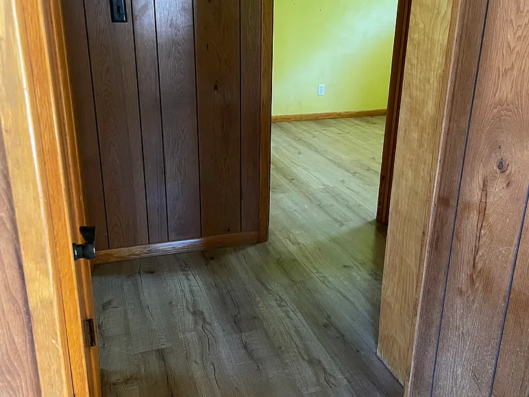 341 Spruce St N — Photo 4