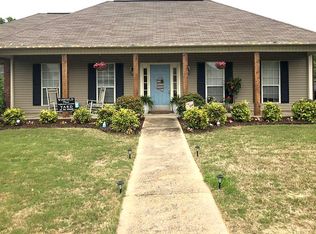 366 Sagefield Dr, Tupelo, MS 38801