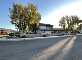 285 Riverwood Dr, Brawley, CA 92227