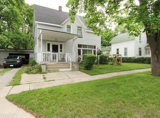222 E Center St, Belding, MI 48809