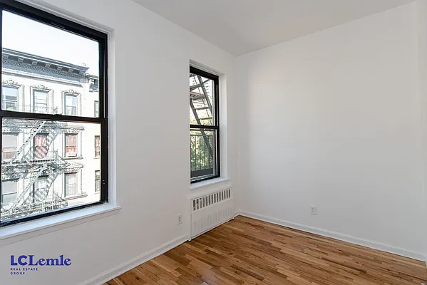 Rented by LC Lemle Real Estate Group | media 21