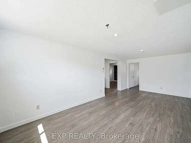 901 Morris St — Photo 24