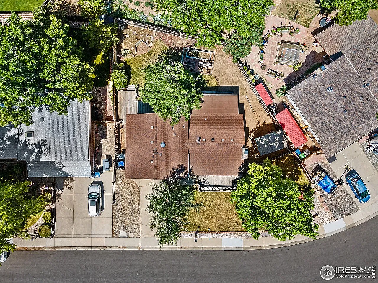 3 bed, 2017 sqft, $2,700 — Photo 3