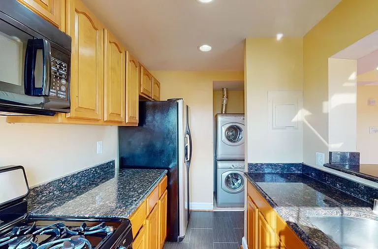 3868 9th St SE #301 — Photo 2