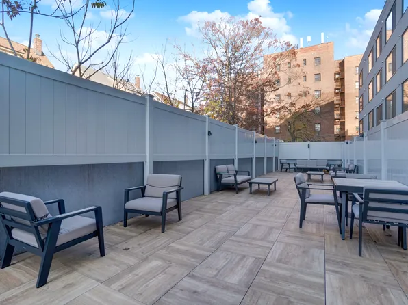 188-11 Hillside Avenue image 10 of 25