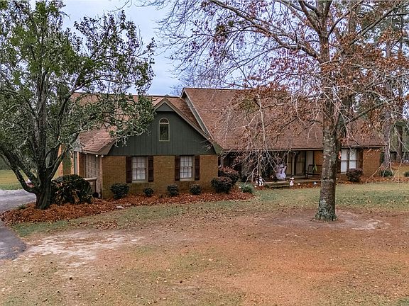 2nd image of 117 Meadowlark Ln