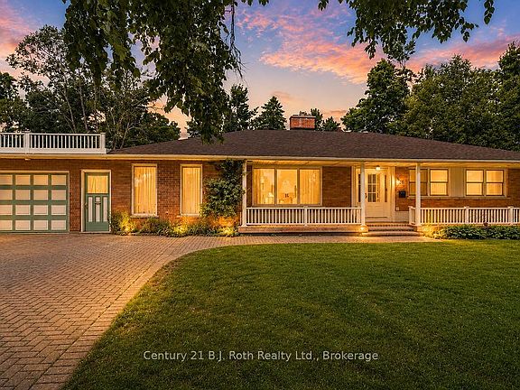 2nd image of 26 Dalton Cres N