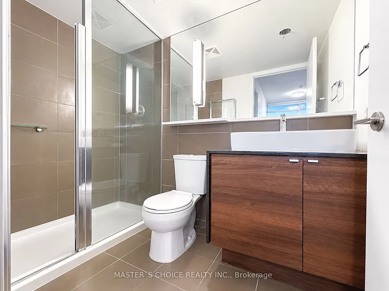 121 McMahon Dr #1717 — Photo 11