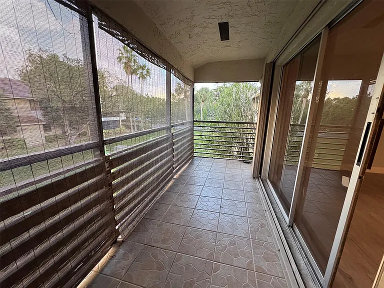 606 Gardens Dr — Photo 18