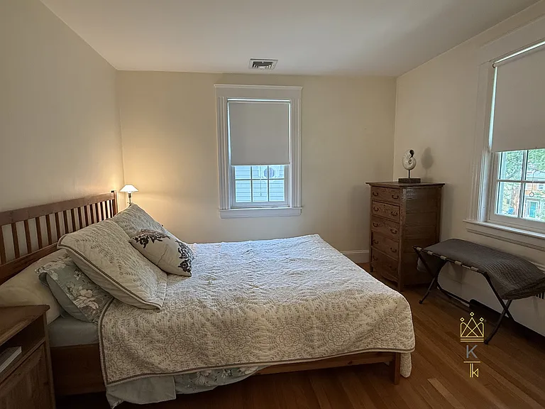 24 Beverly Rd — Photo 22