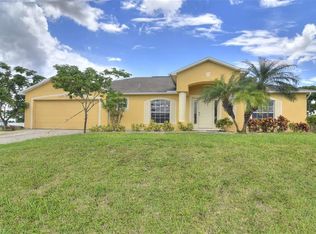 1328 NE 17th Ter, Cape Coral, FL 33909