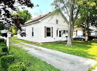 1509 W Monroe St, Herrin, IL 62948