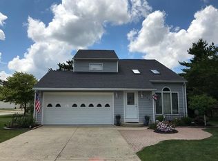 704 Fountain Cir, Urbana, OH 43078