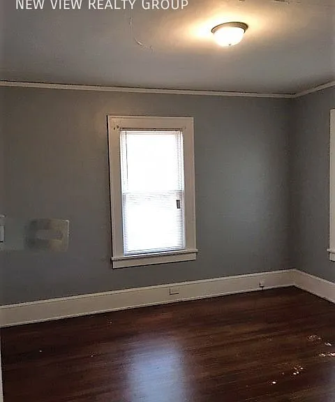 1025 Ambassador St — Photo 14