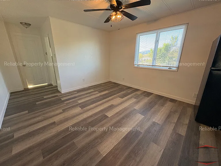 6508 S 5th Ave #A — Photo 8
