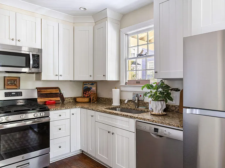 1 Murphy Ct — Photo 11
