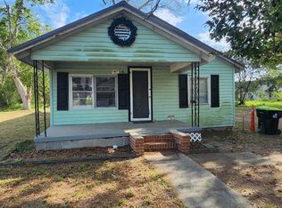 407 W Lewis Street, Whiteville, NC 28472