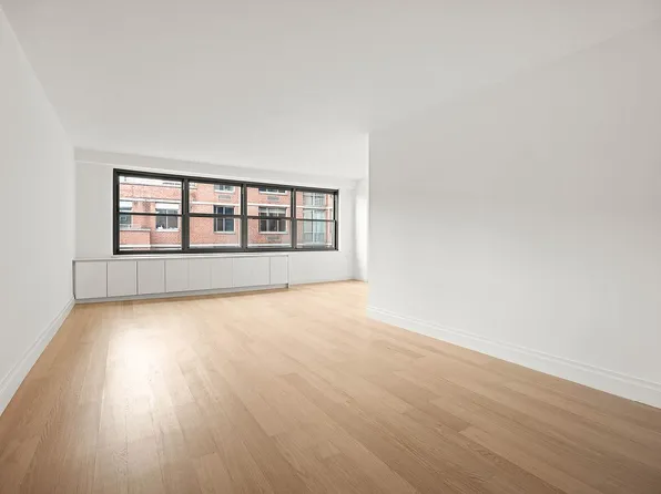 345 E 81st St APT 8J, New York, NY 10028