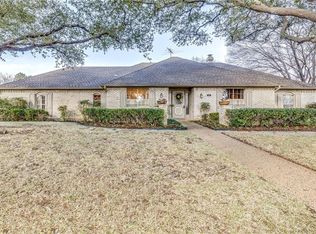 6925 Heatherknoll Dr, Dallas, TX 75248