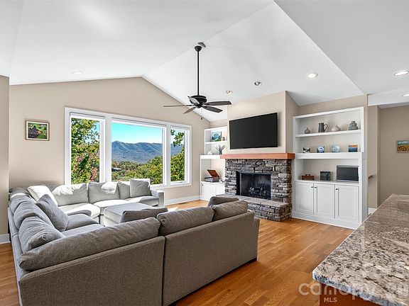 2nd image of 351 Chapel Rd