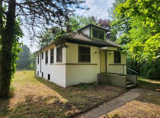 59213 Lambert St, Three Rivers, MI 49093