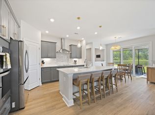 268 Heron Creek Dr, Richmond Hill, GA 31324
