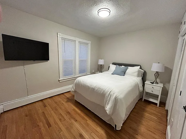 204 Woodbine St #2A — Photo 9