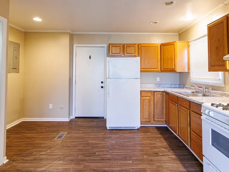 105 Mohawk Ct — Photo 4