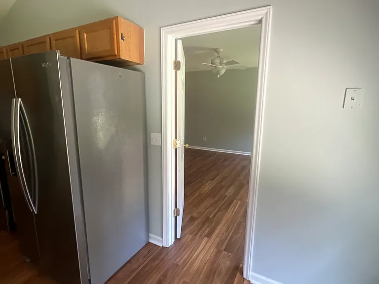2445 Somerset Place Dr — Photo 13