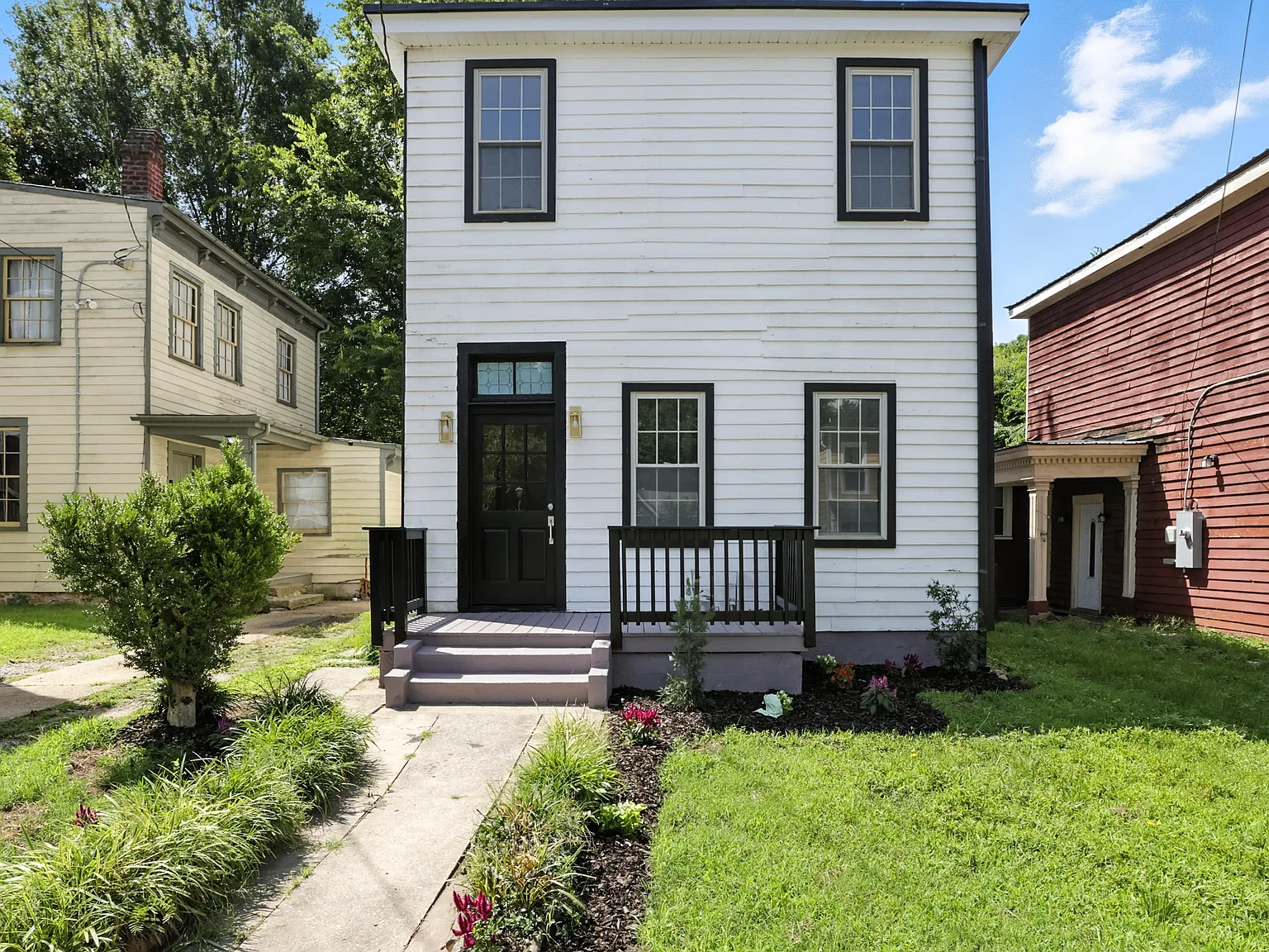 2 bed, 1050 sqft, $1,350 — Photo 3