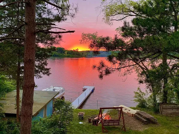 W13694 Rausch Lane, Lodi, WI 53555