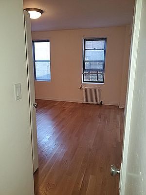 5th image of 43-24 43rd St #606