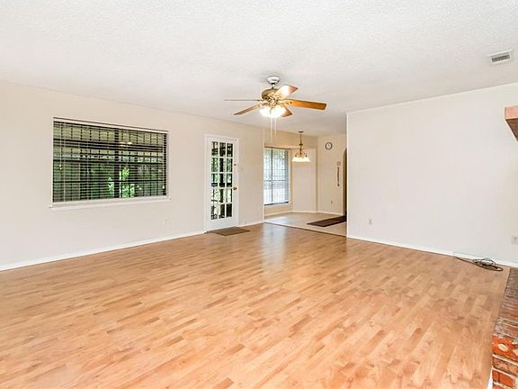 5th image of 5812 Fern Valley Rd
