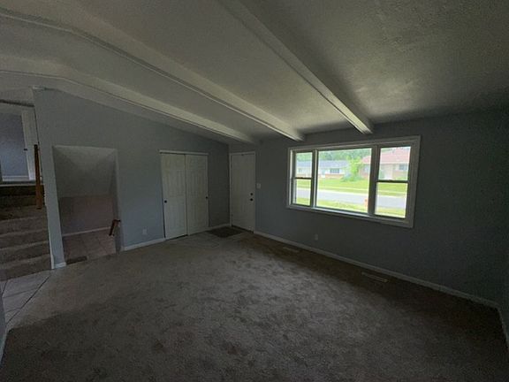5th image of 4827 Warminster Dr