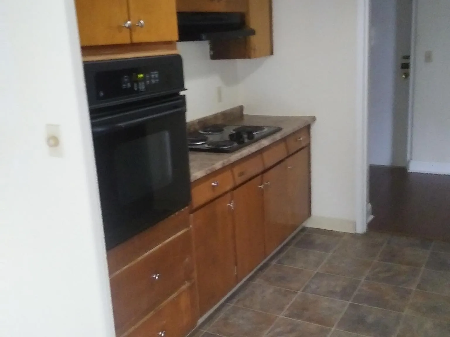 267 Linwood Ave — Photo 4