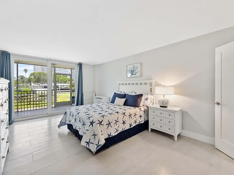 5 Bluebill Ave #108A — Photo 21