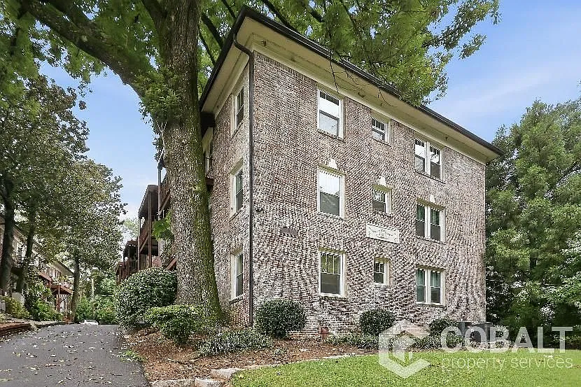 1 bed, 1.0 bath, 750 sqft, $1,695 — Photo 1