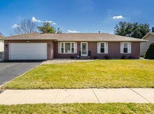 1011 Bunting Dr, Machesney Park, IL