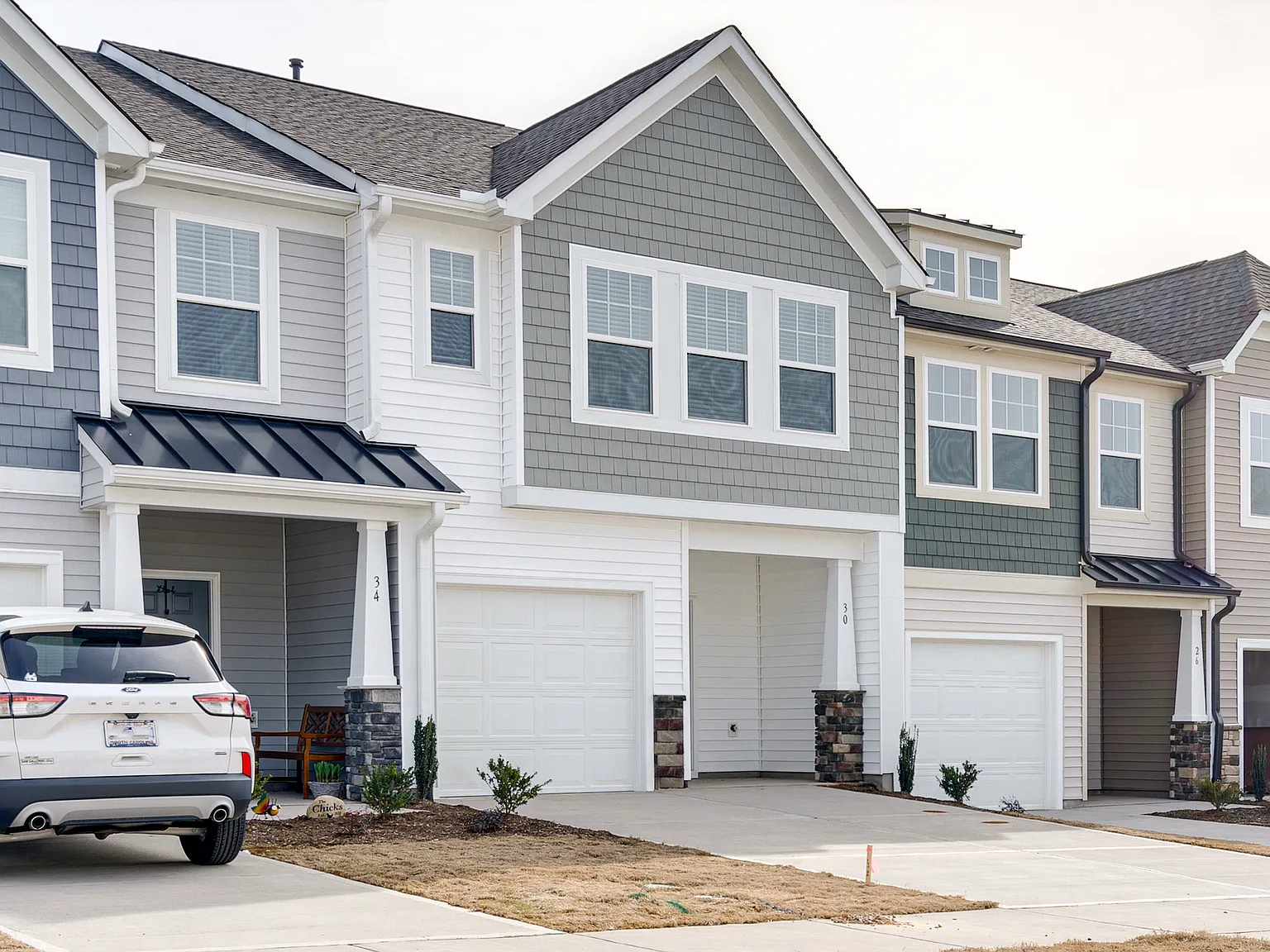 3 bed, 2.5 bath, 1733 sqft, $1,750 — Photo 1