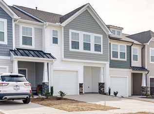 30 Kingham Ln, Angier, NC 27501