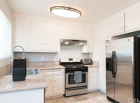 5th image of 660 S Glassell St APT 58